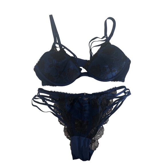 Victorias Secret Very Sexy Navy/Black Lace Bra & Cheekini Set - Picture 1 of 8